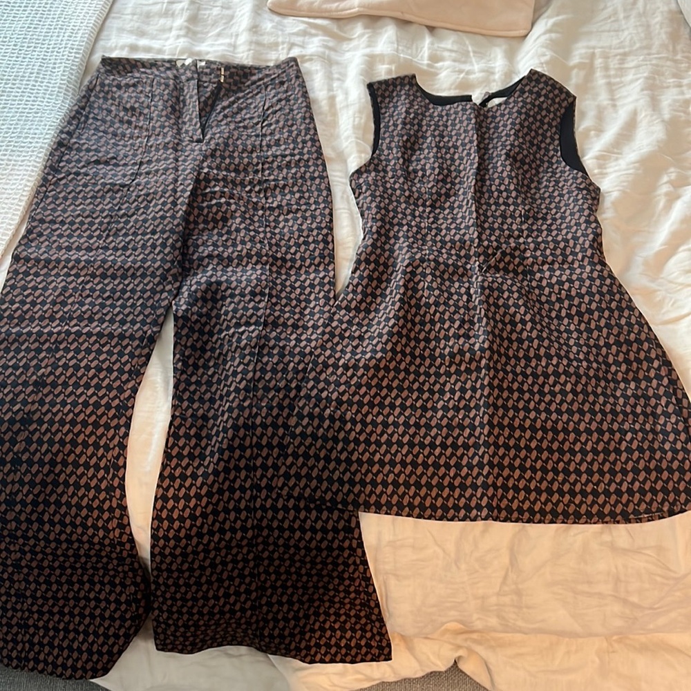 DISSH linen set geometric print